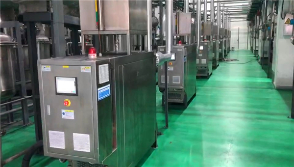 锂电材料混合干燥机控温-不锈钢材质 (1) 锂电材料混合干燥机控温-不锈钢材质 (1)