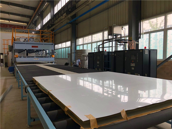 聚氨酯发泡水循环温度控制机 (7) 聚氨酯发泡水循环温度控制机 (7)